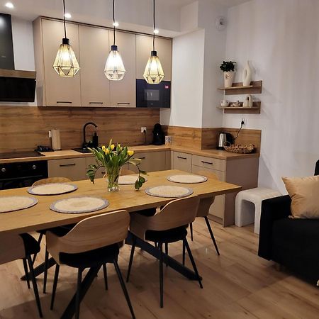 Apartament Lilla 2 Jelenia Gora Dış mekan fotoğraf